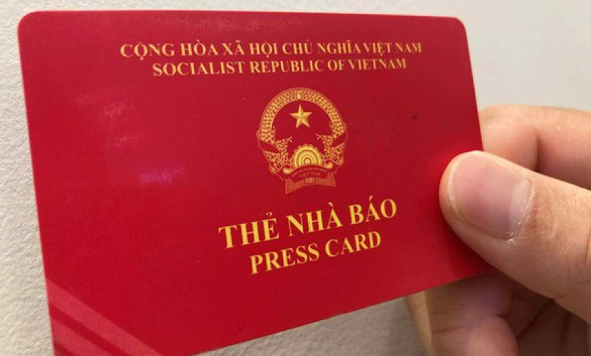 N&acirc;ng cao tr&aacute;ch nhiệm của cơ quan b&aacute;o ch&iacute; trong quản l&yacute; ph&oacute;ng vi&ecirc;n v&agrave; đề nghị cấp, đổi thẻ nh&agrave; b&aacute;o