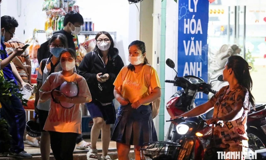 Phạt 'dạy th&ecirc;m trước chương tr&igrave;nh' c&oacute; khả thi?