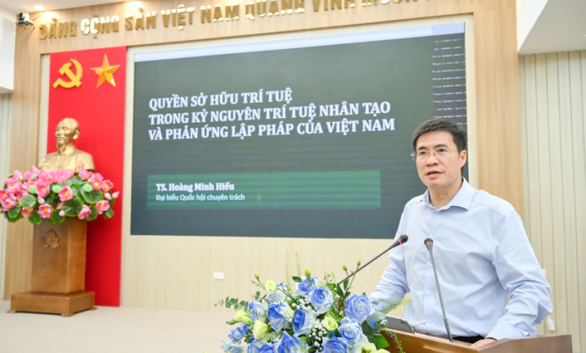 Sản phẩm c&oacute; sử dụng tr&iacute; tuệ nh&acirc;n tạo th&igrave; quyền t&aacute;c giả thuộc về ai?