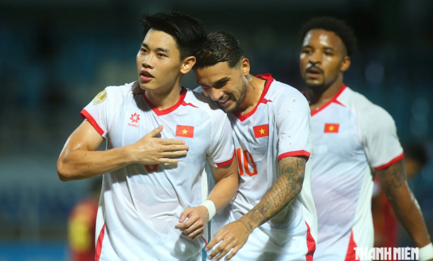 Thủ m&ocirc;n số 1 Malaysia n&oacute;i g&igrave; khi lần đầu ti&ecirc;n đối mặt Xu&acirc;n Son, Đ&igrave;nh Bắc?