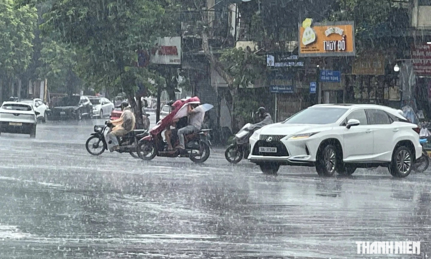 Thủ tướng Ch&iacute;nh phủ y&ecirc;u cầu 19 tỉnh, th&agrave;nh phố ứng ph&oacute; mưa lớn