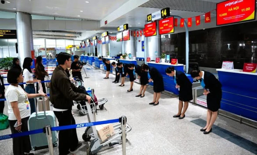 'T&iacute;n đồ' m&ecirc; Đ&agrave; Lạt ch&uacute; &yacute;: Đếm ngược tới giờ s&acirc;n bay Li&ecirc;n Khương t&aacute;i xuất
