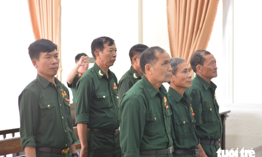 T&ograve;a miễn &aacute;n ph&iacute; h&igrave;nh sự cho 6 bị c&aacute;o cựu chiến binh k&ecirc;u oan