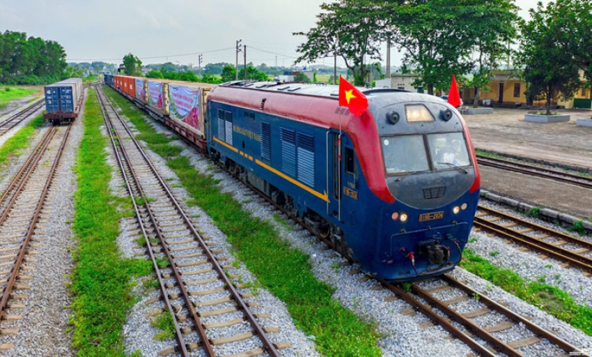 Tổng c&ocirc;ng ty Đường sắt Việt Nam chuyển đổi th&agrave;nh Tập đo&agrave;n Đường sắt Quốc gia Việt Nam