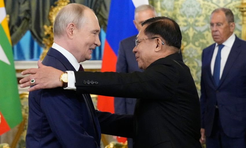 Tổng thống Myanmar Min Aung Hlaing gặp &ocirc;ng Putin