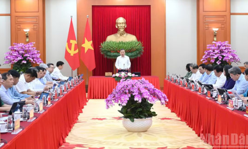 Triển khai nhiệm vụ tổng kết thực tiễn v&agrave; nghi&ecirc;n cứu sửa đổi, bổ sung Điều lệ Đảng