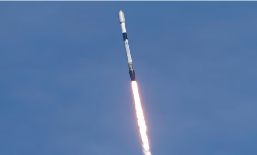 VinSpace k&yacute; hợp đồng với SpaceX, dự kiến ph&oacute;ng vệ tinh l&ecirc;n quỹ đạo năm 2027