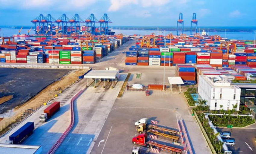 Ch&iacute;nh phủ "th&aacute;o gỡ đến c&ugrave;ng" để doanh nghiệp tự m&igrave;nh đi tới
