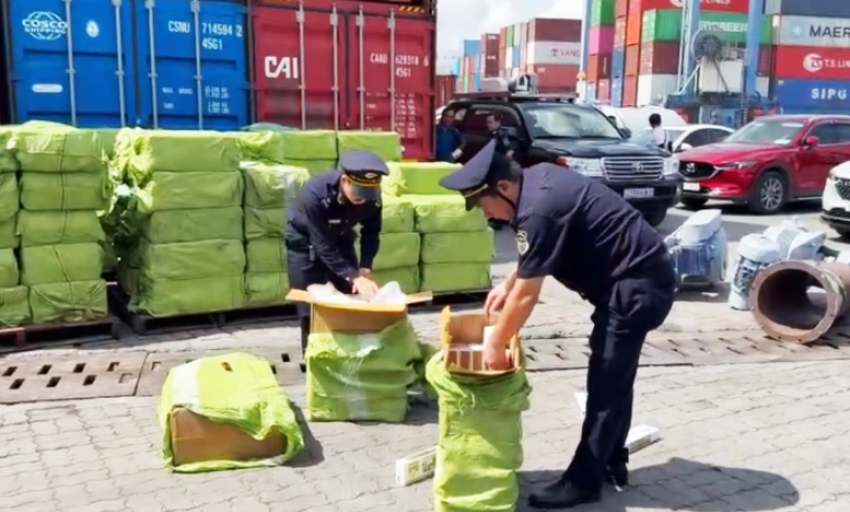 Hải quan ph&aacute;t hiện h&agrave;ng ngh&igrave;n vụ vi phạm, thu h&agrave;ng trăm tỷ đồng