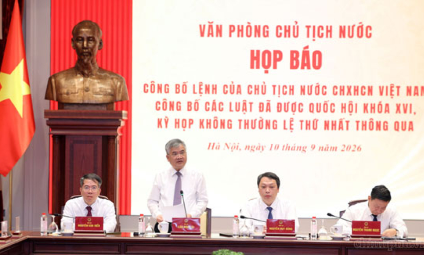 Họp b&aacute;o c&ocirc;ng bố Lệnh của Chủ tịch nước về 15 luật: Nhiều thủ tục được cắt giảm