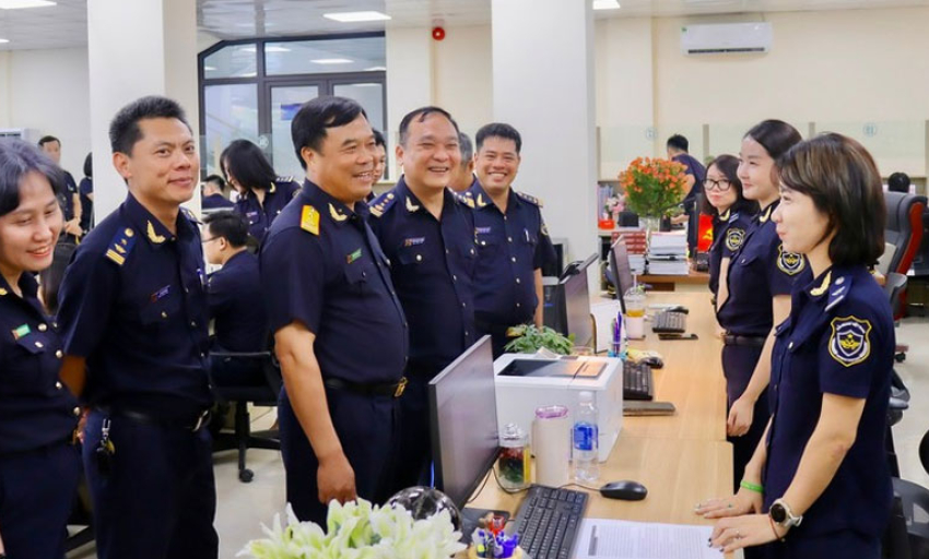 Th&ocirc;ng quan tập trung mở đường cho Hải quan th&ocirc;ng minh