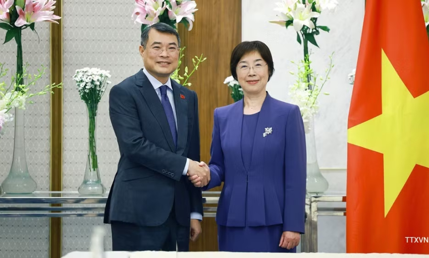 Th&uacute;c đẩy quan hệ hợp t&aacute;c Việt Nam-AIIB ng&agrave;y c&agrave;ng đi v&agrave;o chiều s&acirc;u
