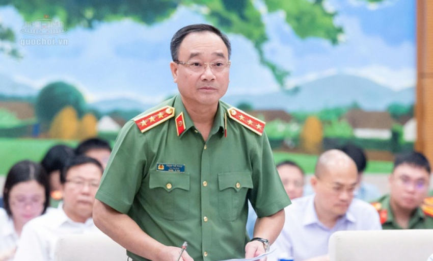 Tiếp thu, ho&agrave;n thiện dự &aacute;n Bộ luật H&igrave;nh sự (sửa đổi) theo tinh thần nghi&ecirc;m minh nhưng phải nh&acirc;n đạo, nh&acirc;n văn