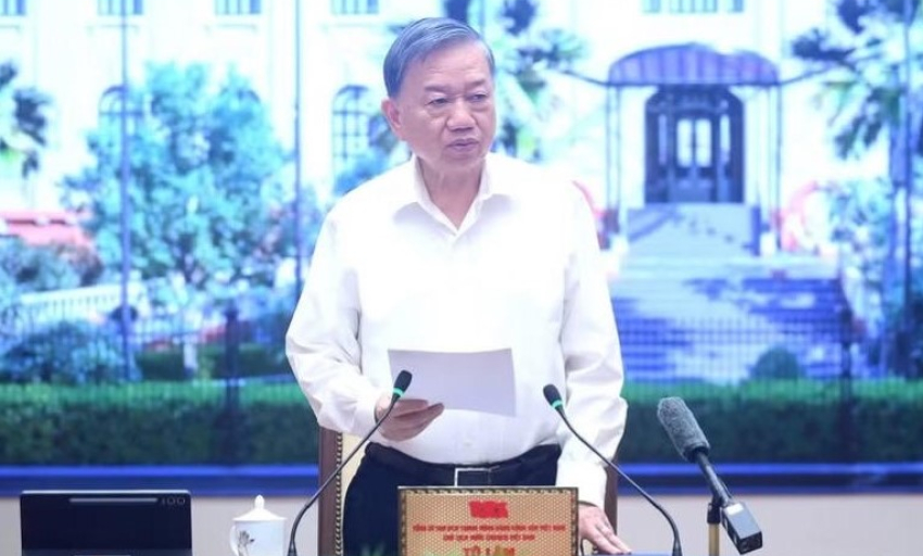 X&acirc;y dựng hệ thống an sinh x&atilde; hội đa tầng, bao tr&ugrave;m, lấy người d&acirc;n l&agrave;m trung t&acirc;m