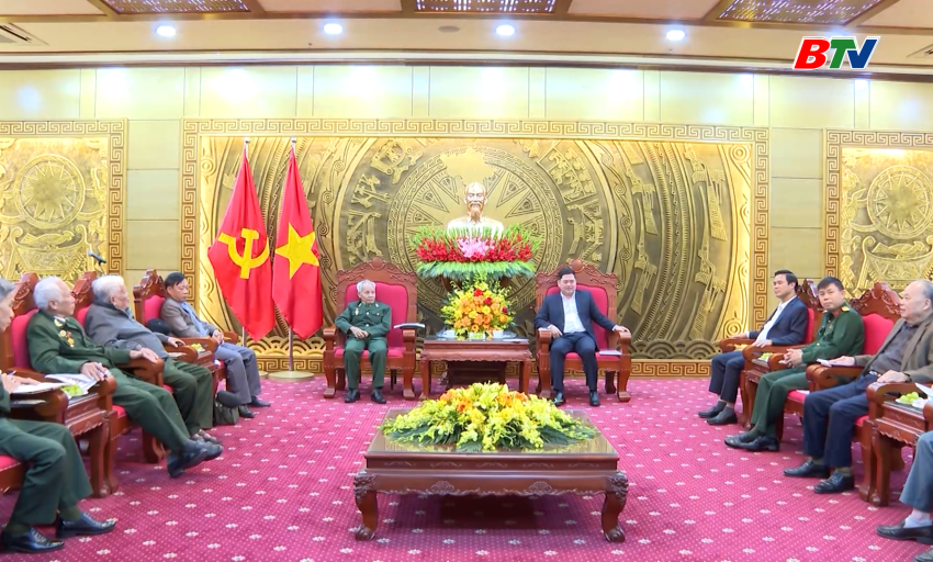 B&iacute; thư Tỉnh ủy tiếp Hội Chiến sĩ C&aacute;ch mạng bị địch bắt, t&ugrave; đ&agrave;y