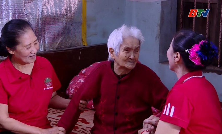  C&aacute;c vấn đề x&atilde; hội: M&ocirc; h&igrave;nh CLB Li&ecirc;n thế hệ - Điểm tựa cho người cao tuổi