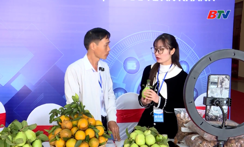 Chuyển đổi số to&agrave;n diện trong thương mại điện tử
