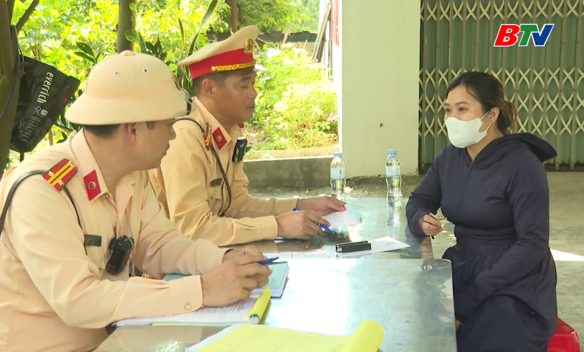Đảm bảo giao th&ocirc;ng tr&ecirc;n tuyến đường tỉnh 293 