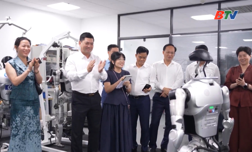 Bắc Ninh Đ&aacute;nh gi&aacute; kết quả chuyến c&ocirc;ng t&aacute;c tại Trung Quốc