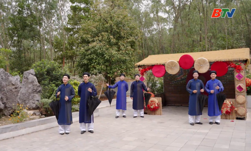 Dạy h&aacute;t Quan họ: Bu&ocirc;n bấc bu&ocirc;n dầu