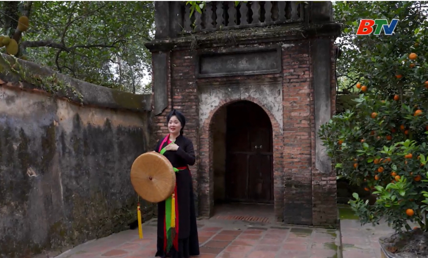 Dạy h&aacute;t Quan họ: L&agrave;n điệu V&agrave;o ch&ugrave;a