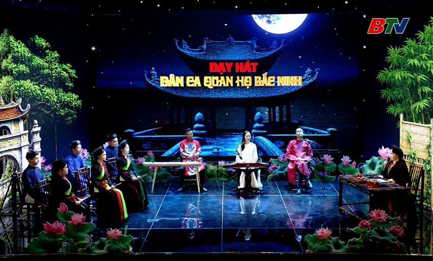 Dạy h&aacute;t Quan họ: L&yacute; c&acirc;y đa