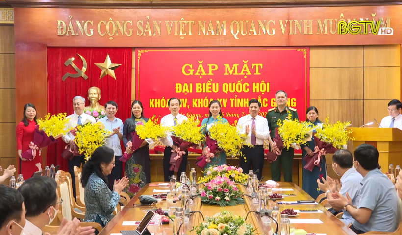 Gặp mặt đo&agrave;n Đại biểu Quốc hội tỉnh Bắc Giang kh&oacute;a XIV, XV