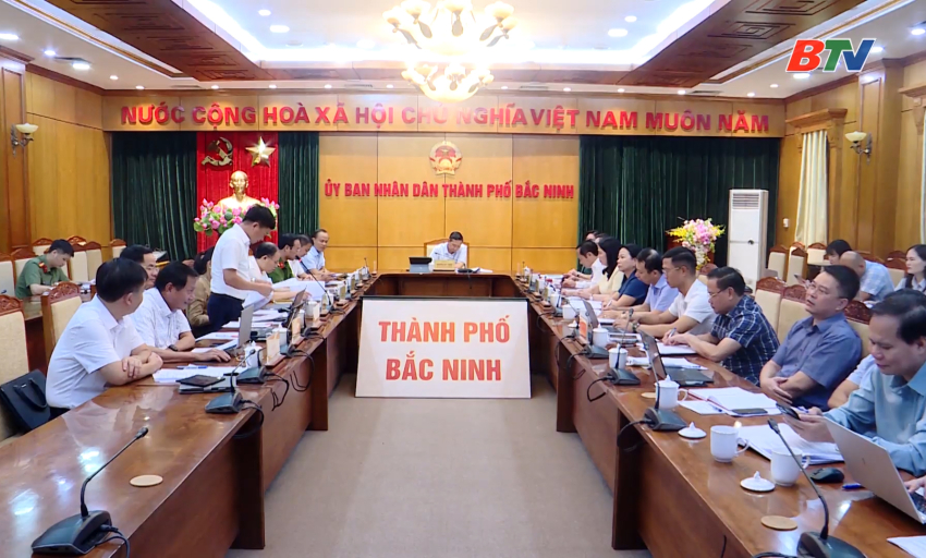 HĐND Th&agrave;nh phố gi&aacute;m s&aacute;t việc triển khai Nghị quyết 57 tại UBND Th&agrave;nh phố 