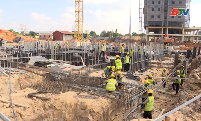 Kh&oacute; khăn trong x&acirc;y dựng nh&agrave; ở x&atilde; hội cần sớm được th&aacute;o gỡ 