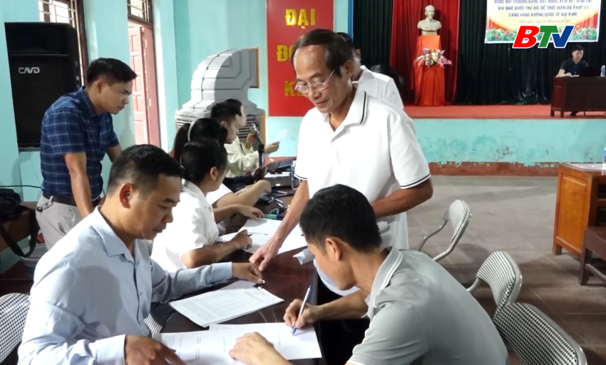 Lương T&agrave;i tổ chức bốc thăm vị tr&iacute; l&ocirc; đất t&aacute;i định cư cho 142 hộ d&acirc;n
