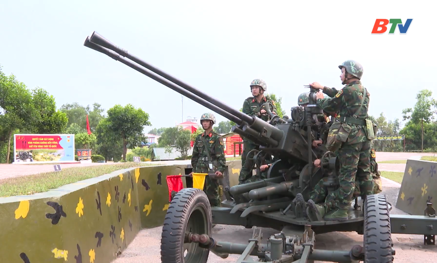  Phim t&agrave;i liệu: S&aacute;ng m&atilde;i h&agrave;o kh&iacute; Binh đo&agrave;n Hương Giang