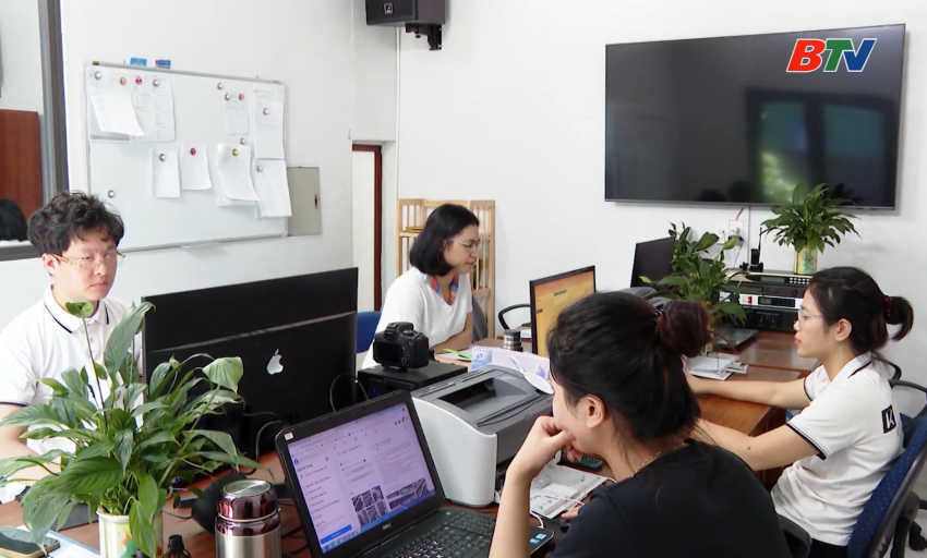 Phổ biến kiến thức: Đưa n&ocirc;ng sản v&agrave; sản phẩm Ocop l&ecirc;n s&agrave;n thương mại điện tử