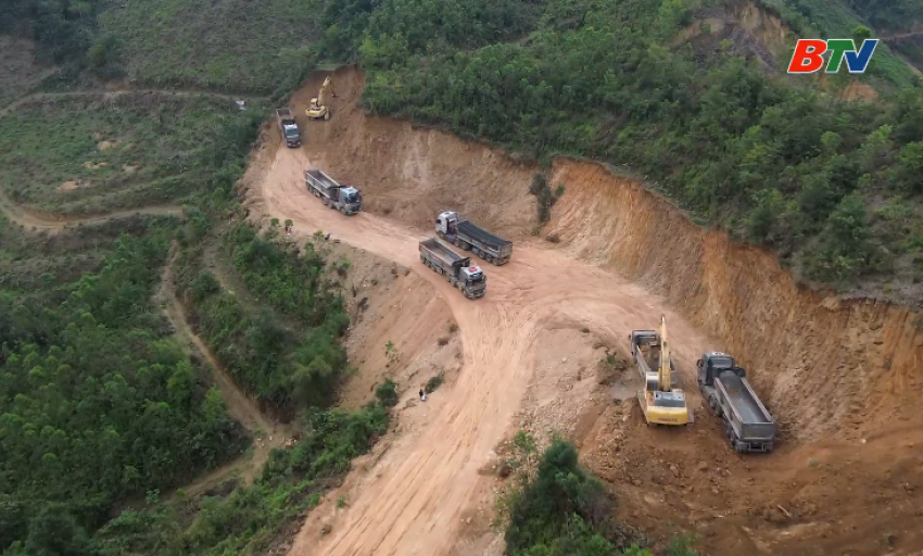 Tạp ch&iacute; Kinh tế: Chủ động khắc phục kh&oacute; khăn đất đắp vật liệu x&acirc;y dựng c&ocirc;ng tr&igrave;nh trọng điểm