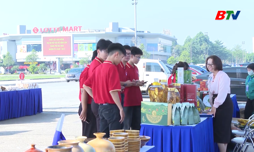 Th&uacute;c đẩy thương mại điện tử, thanh to&aacute;n kh&ocirc;ng d&ugrave;ng tiền mặt 