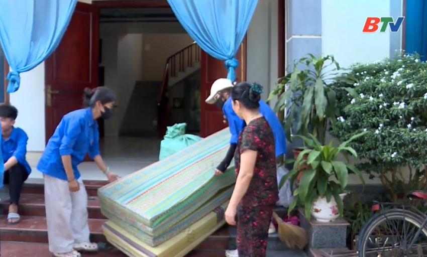 Tỉnh Đo&agrave;n ra qu&acirc;n hỗ trợ người d&acirc;n di dời t&agrave;i sản tại x&atilde; Lương T&agrave;i 