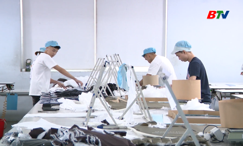 Truyền h&igrave;nh C&ocirc;ng đo&agrave;n: Phong tr&agrave;o thi đua &ldquo;Lao động giỏi - năng suất cao - thu nhập tốt&rdquo;