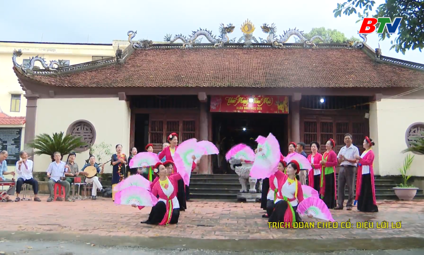  Văn h&oacute;a &ndash; Văn nghệ: T&acirc;n Tiến vui nhịp trống ch&egrave;o