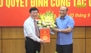 C&ocirc;ng bố quyết định bổ nhiệm chức danh Ch&aacute;nh văn ph&ograve;ng UBND tỉnh