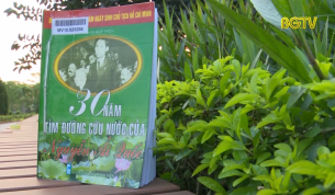 Cuốn s&aacute;ch: 30 năm t&igrave;m đường cứu nước của Nguyễn &Aacute;i Quốc