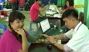 Nữ B&iacute; thư Đảng ủy 32 lần hiến m&aacute;u t&igrave;nh nguyện