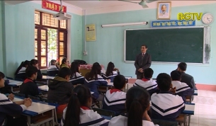 Phong tr&agrave;o "Người cao tuổi c&ugrave;ng con ch&aacute;u thực hiện 5 điều B&aacute;c Hồ dạy"