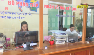 HĐND với cử tri: Quản l&yacute; việc chấp h&agrave;nh Luật bảo hiểm y tế
