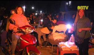 Độc đ&aacute;o phi&ecirc;n chợ &acirc;m dương 