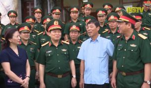 Bộ trưởng Quốc ph&ograve;ng thăm v&agrave; l&agrave;m việc tại tỉnh Bắc Giang