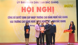 C&ocirc;ng bố quyết định s&aacute;p nhập 2 trường Cao đẳng nghề