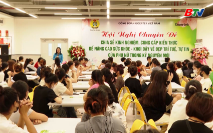 500 c&aacute;n bộ, c&ocirc;ng nh&acirc;n nữ c&ocirc;ng ty Goertek được chia sẻ chuy&ecirc;n đề về phụ nữ trong kỷ nguy&ecirc;n mới 