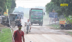 Đường tỉnh 294, người d&acirc;n chịu ảnh hưởng từ &ocirc; nhiễm kh&oacute;i bụi