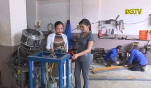 Hội nữ doanh nh&acirc;n hỗ trợ hội vi&ecirc;n ph&aacute;t triển kinh tế