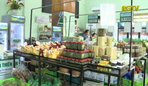 Tạp ch&iacute; kinh tế ng&agrave;y 29 - 8 - 2018