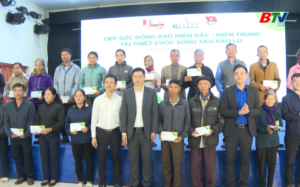 800 triệu đồng hỗ trợ c&aacute;c hộ thiệt hại nặng nề bởi b&atilde;o số 11  